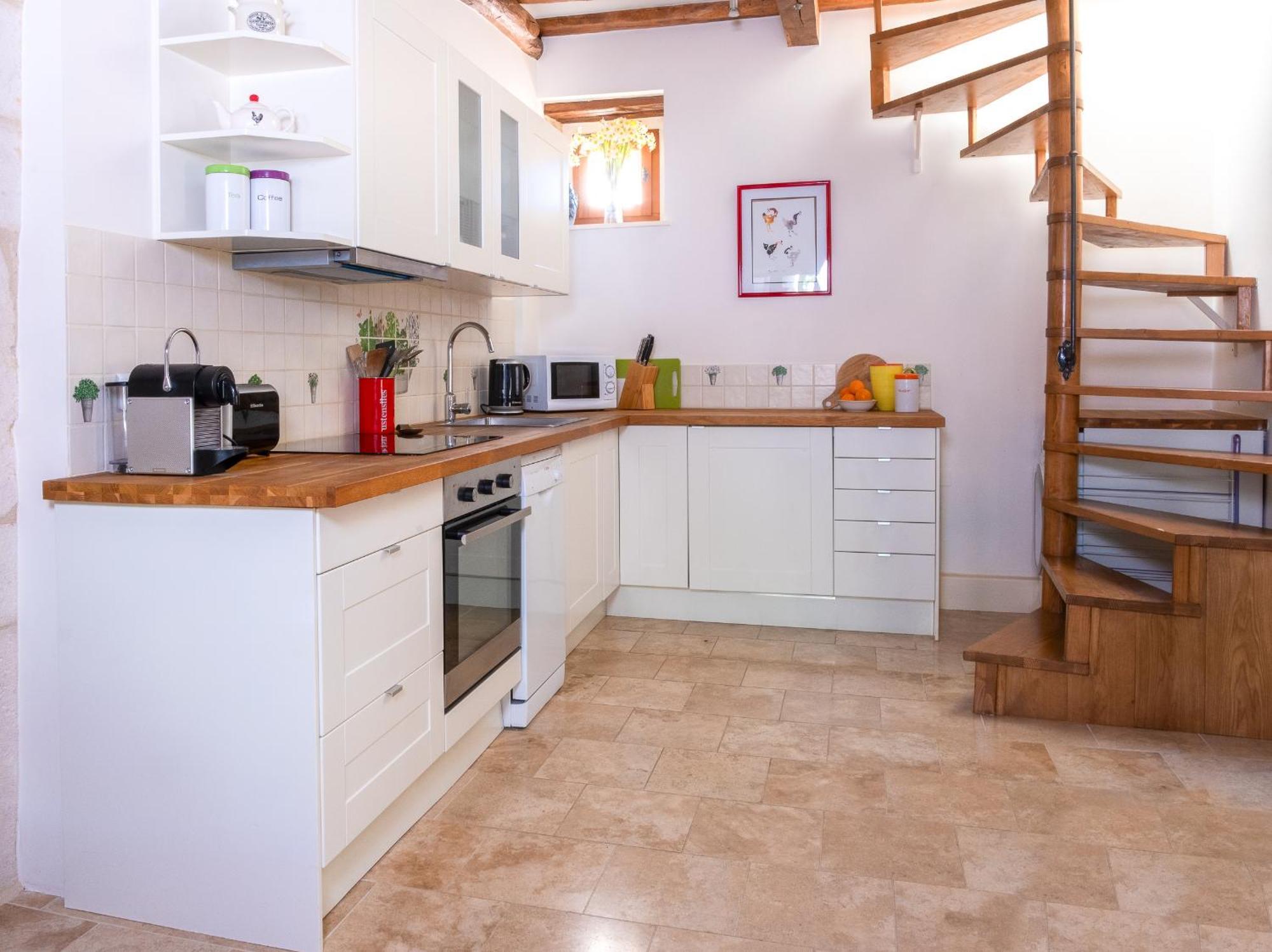 The Mews Apartment Пюлини-Монтраше Екстериор снимка